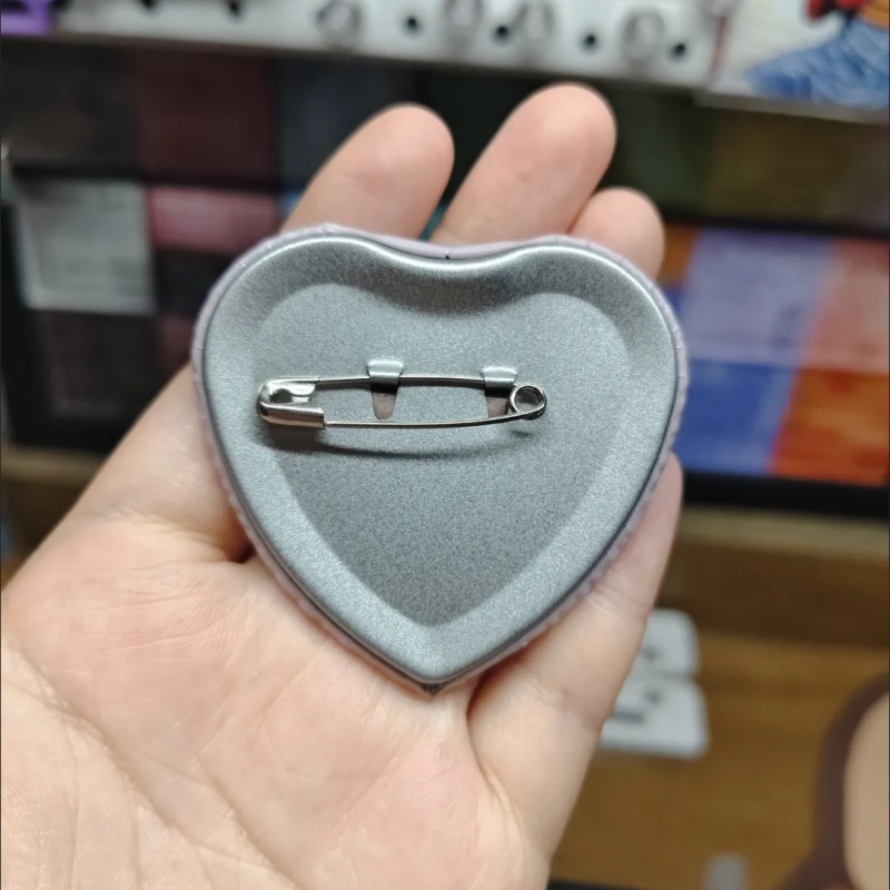 One Piece Luffy Ace Love Badge - огляд і ціна Home Office Kit